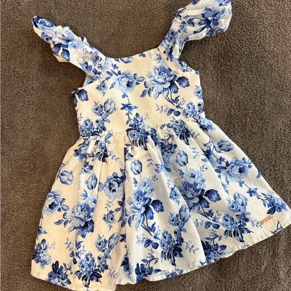 Cute little girls dress size 2T